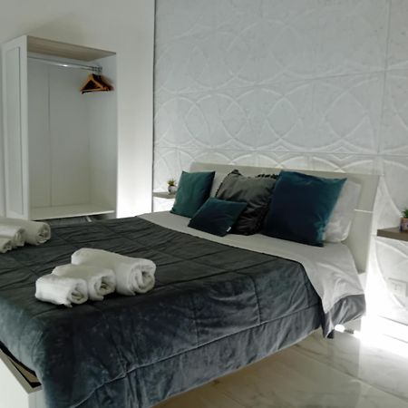 Апартаменты Donna Rita House Неаполь Экстерьер фото