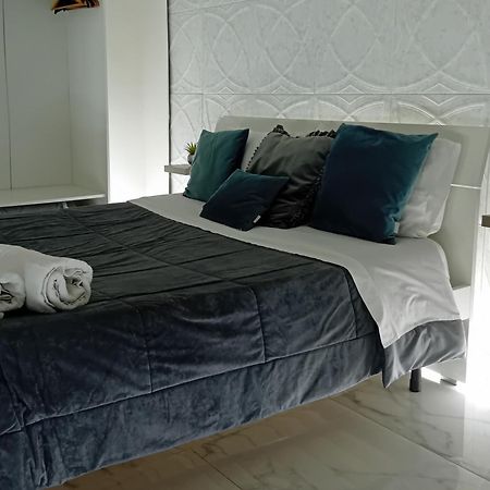 Апартаменты Donna Rita House Неаполь Экстерьер фото